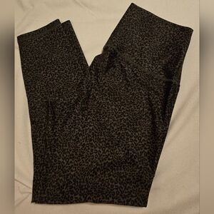 Aerie Womens XL Leopard Print Leggings  Gray/Black XL  Short NWT
